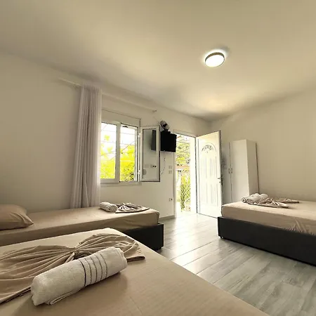 Aparthotel Quiet Blue Vlore