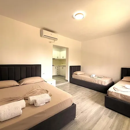 Aparthotel Quiet Blue *