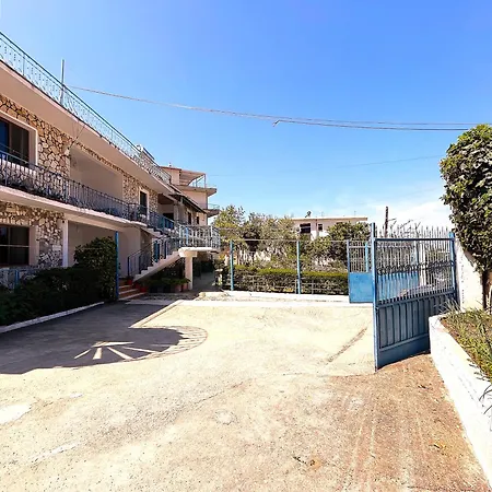 Quiet Blue 3* Vlorë