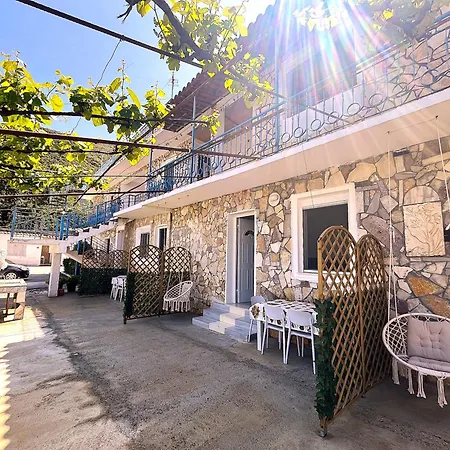 Aparthotel Quiet Blue Vlore
