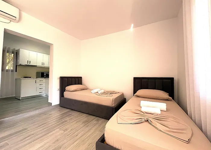 Aparthotel Quiet Blue 3*