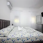 Quiet Blue Apart Otel 3*