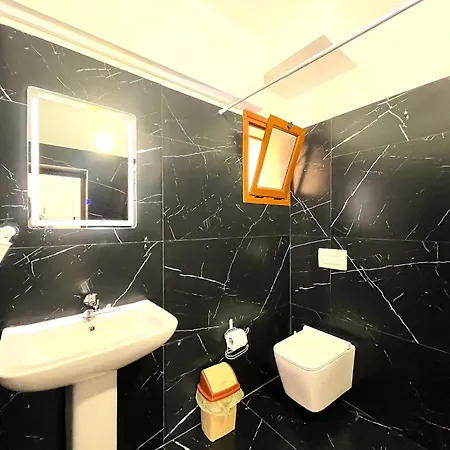 Quiet Blue Hotel apartamentowy Wlora