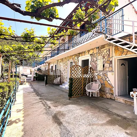 Quiet Blue Hotel apartamentowy Wlora