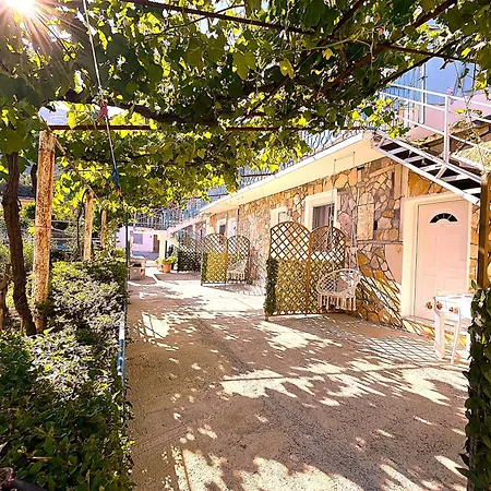 Quiet Blue Hotel apartamentowy 3*