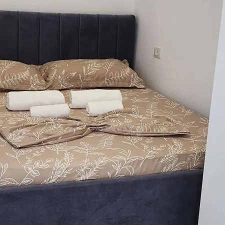 Aparthotel Quiet Blue 3*