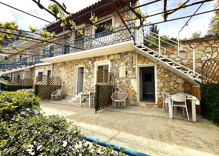 Quiet Blue 3* Vlorë