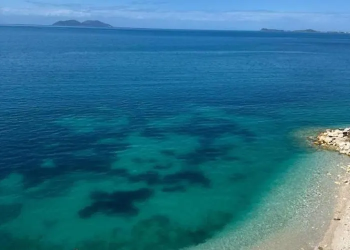 Quiet Blue Aparthotel Vlore